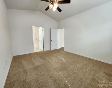 2212 Apple Glen Lane - Photo Thumbnail 22