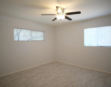 1241 E Lester Street - Photo Thumbnail 14