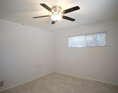 1241 E Lester Street - Photo Thumbnail 13