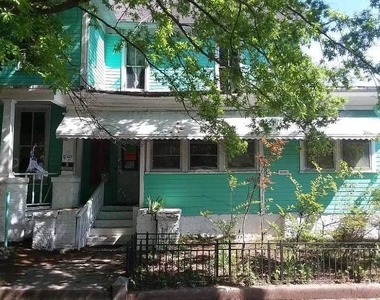 810 Cleveland St - Photo Thumbnail 0