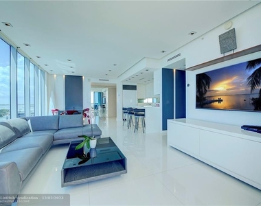 6899 Collins Ave - Photo Thumbnail 16