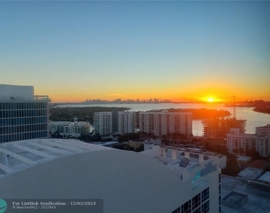 6899 Collins Ave - Photo Thumbnail 38