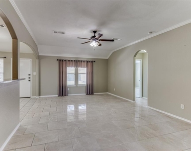 8144 Hulen Park Circle - Photo Thumbnail 3