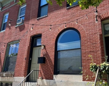 110 N Milton Ave - Photo Thumbnail 2