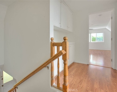 17301 Gurney Lane - Photo Thumbnail 13