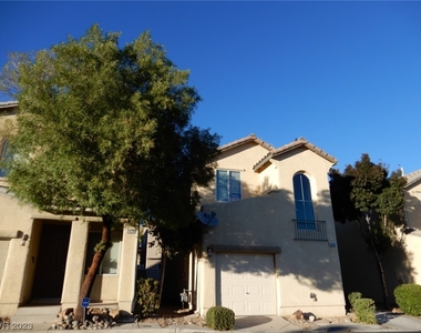 8416 Viansa Loma Avenue - Photo Thumbnail 1