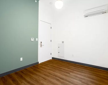 186 North 6th Street - Photo Thumbnail 7