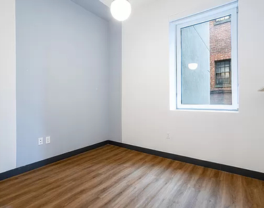186 North 6th Street - Photo Thumbnail 3