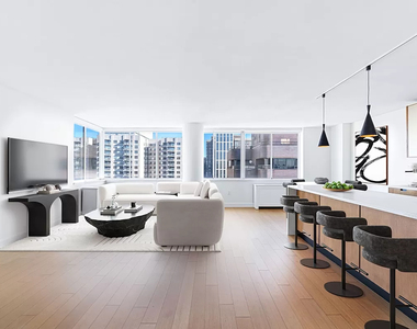 East 54th Street - Photo Thumbnail 1