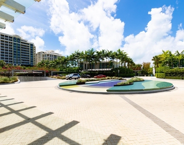 360 Ocean Dr - Photo Thumbnail 43