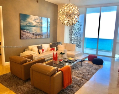 15811 Collins Ave - Photo Thumbnail 0