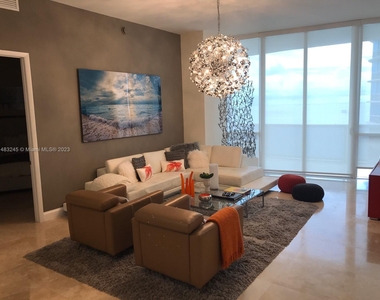 15811 Collins Ave - Photo Thumbnail 3