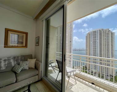 888 Brickell Key Dr - Photo Thumbnail 8