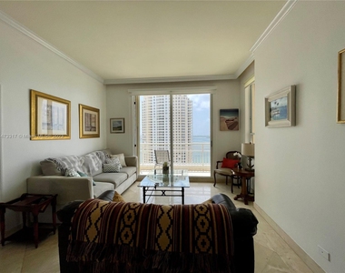 888 Brickell Key Dr - Photo Thumbnail 10