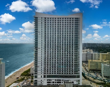 4111 S Ocean Dr - Photo Thumbnail 32