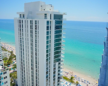 4111 S Ocean Dr - Photo Thumbnail 0