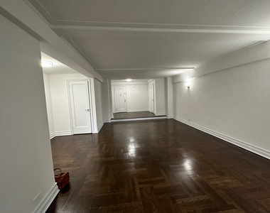 137 East 38th Street - Photo Thumbnail 11