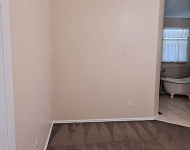 4143 Outlook Blvd. Unit C - Photo Thumbnail 5