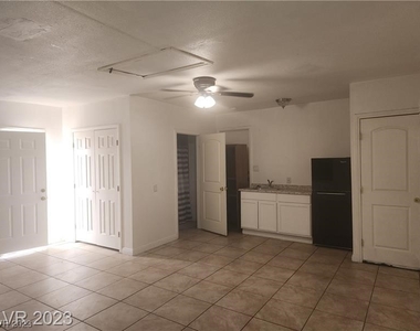 900 Coral Isle Way - Photo Thumbnail 0