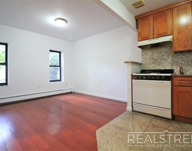 337 Tompkins Avenue - Photo Thumbnail 7