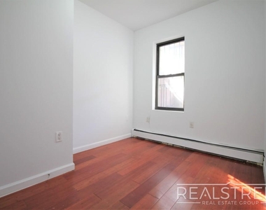 337 Tompkins Avenue - Photo Thumbnail 11