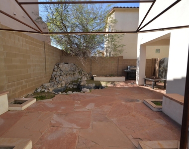 113 W Camino Rancho Viejo - Photo Thumbnail 14