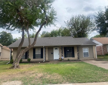 4620 Old Spanish Trail - Photo Thumbnail 0