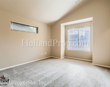 1479 Ne Alexandria Pl - Photo Thumbnail 16