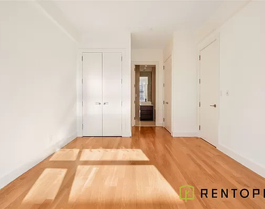 65 Ainslie Street - Photo Thumbnail 6