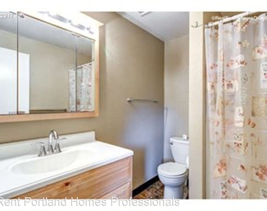 1415 Sw Chastain Ave - Photo Thumbnail 13