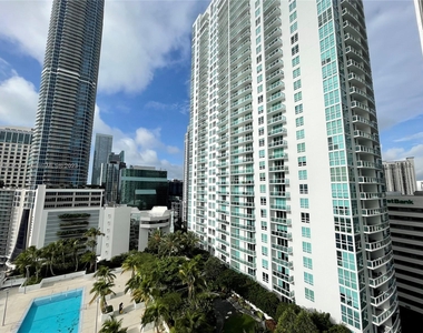 950 Brickell Bay Dr - Photo Thumbnail 2