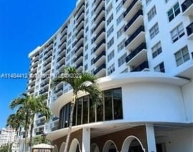 6039 Collins Ave - Photo Thumbnail 0