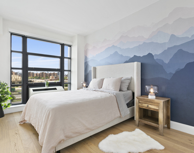 329 East 132nd Street - Photo Thumbnail 2