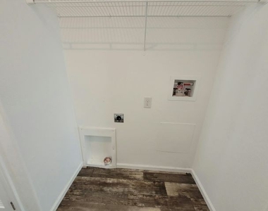 1624 Palm Street - Photo Thumbnail 14