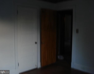 215 Laurel Avenue - Photo Thumbnail 26