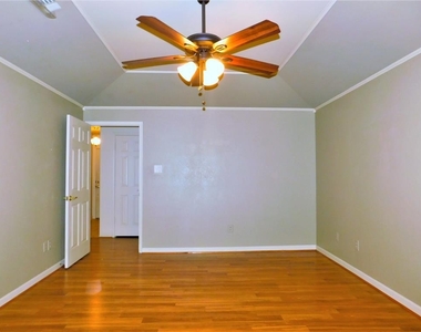 5 Alamosa Drive - Photo Thumbnail 14