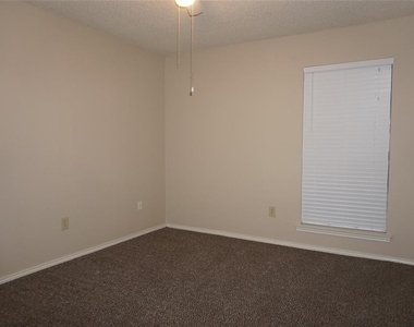 5341 Bob Drive - Photo Thumbnail 12