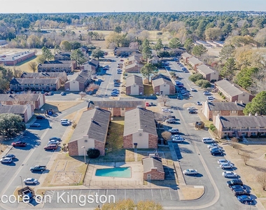 9045 Kingston Road - Photo Thumbnail 11