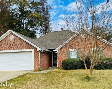 292 Chinaberry Court - Photo Thumbnail 0