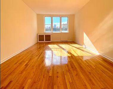 338 East 83rd Street - Photo Thumbnail 1