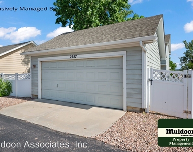 2257 Ellingwood Dr - Photo Thumbnail 20