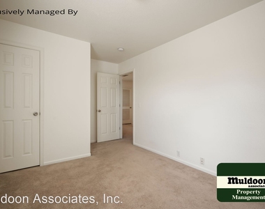 2257 Ellingwood Dr - Photo Thumbnail 17