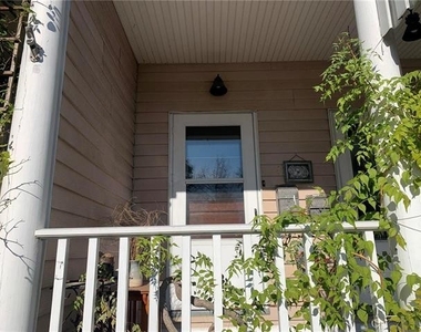 629 Chestnut Terrace - Photo Thumbnail 1