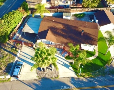 8806 Olive Drive - Photo Thumbnail 10