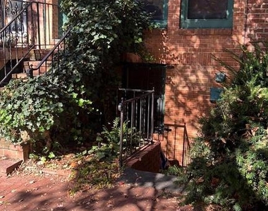 2415 I St Nw - Photo Thumbnail 29