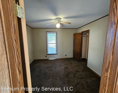 1119 Central Avenue - Photo Thumbnail 1