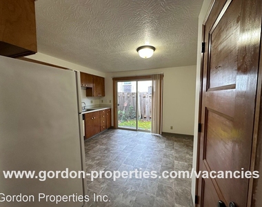 14832 Se Cedar Ave #1-4 - Photo Thumbnail 0