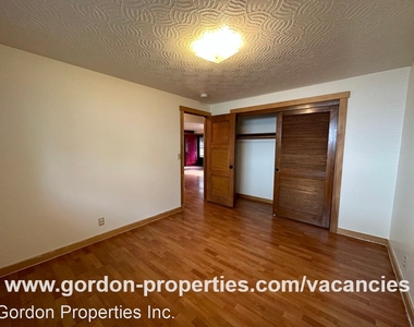 14832 Se Cedar Ave #1-4 - Photo Thumbnail 15