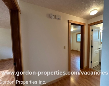 14832 Se Cedar Ave #1-4 - Photo Thumbnail 7