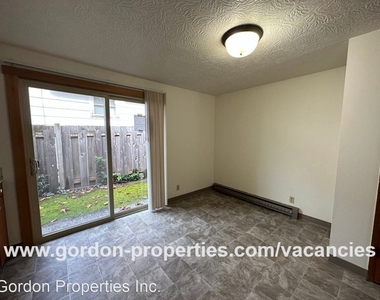 14832 Se Cedar Ave #1-4 - Photo Thumbnail 5